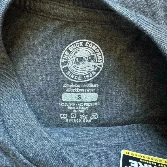 NWT Mens Duck Company Ft.Collin's Short Sleeve Grey TShirt Size Small Colorado - Picture 3 of 5